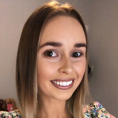 24 year old female looking for a room share Main Photo