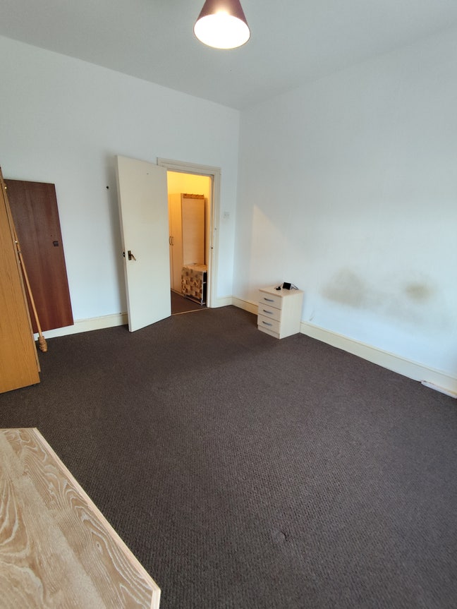 1 bedroom flat to let in Leyton Lea bridge rd Main Photo