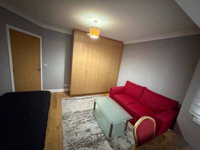 Double room for rent Main Photo