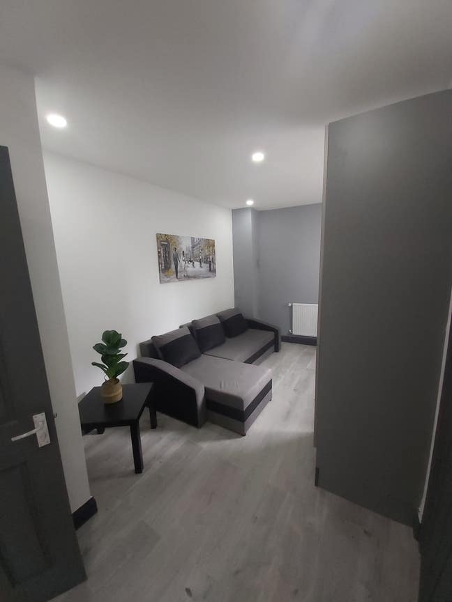 Great double room with private toilet  Main Photo