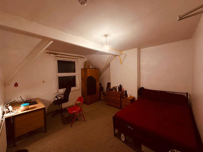 Single room by UoB, bills included – Selly Oak Main Photo