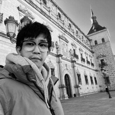 Professional looking for a buddy up / double room  Main Photo