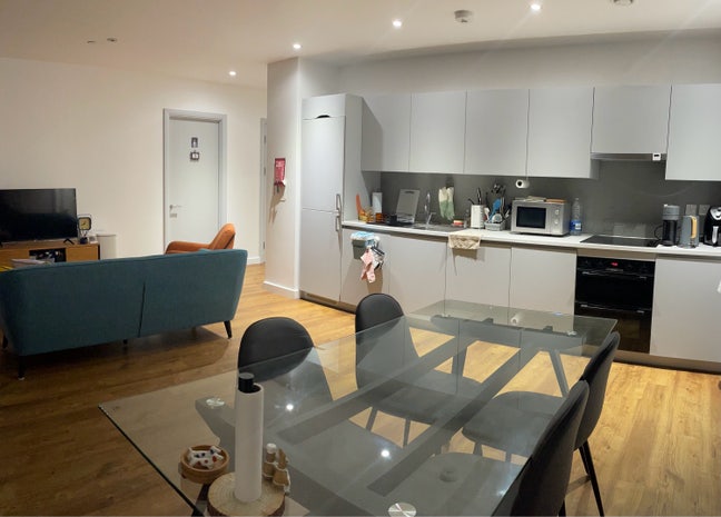 🏠2 Double (en-suite) Brand New apartment - Zone 2 Main Photo