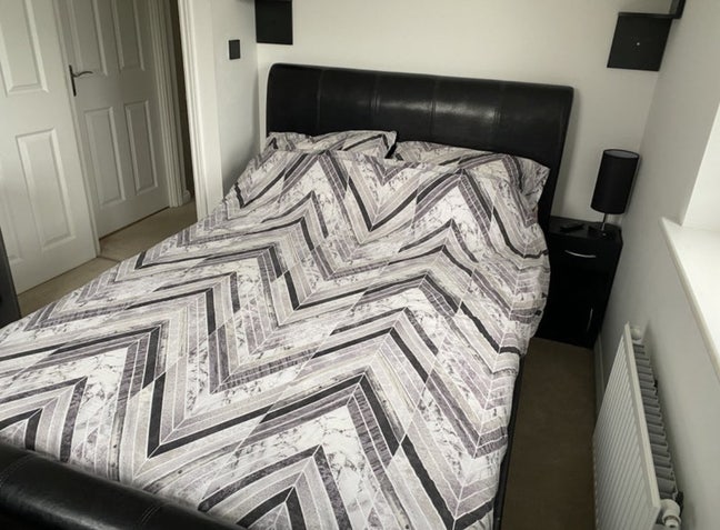 Room for Rent Main Photo