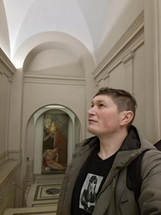 Looking for a room or loft (renovation project) Main Photo