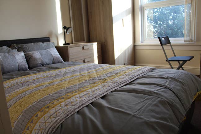 Modern Room • Professional House • Stoke   Main Photo