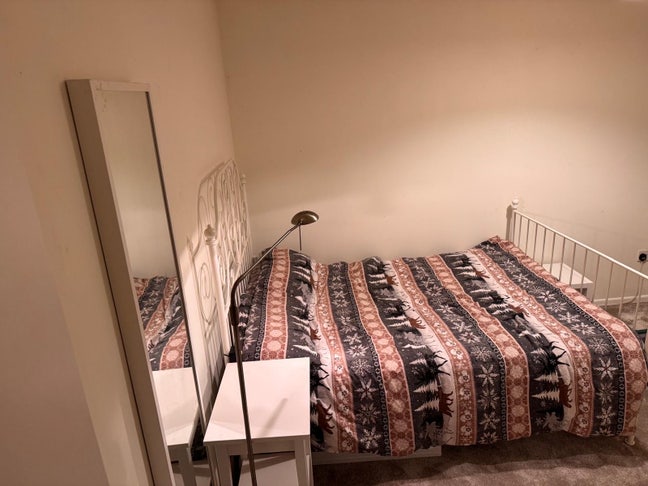 Spacious double room near city Centre Main Photo