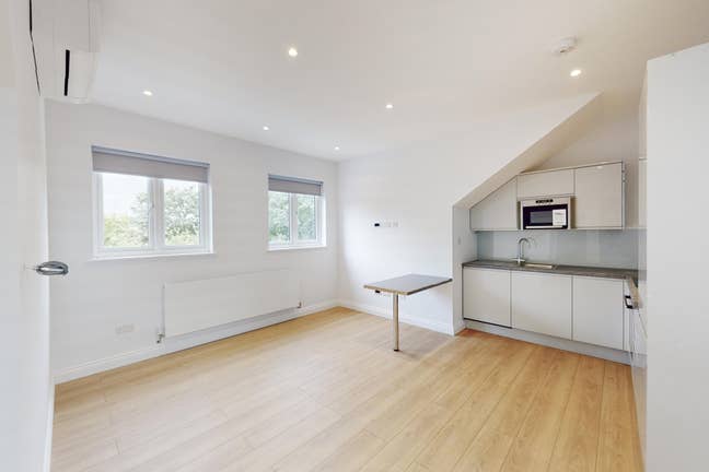 Beautiful flat - one bedrooms NW4 Modern  Main Photo