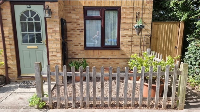 Room to rent in cosy home  Main Photo