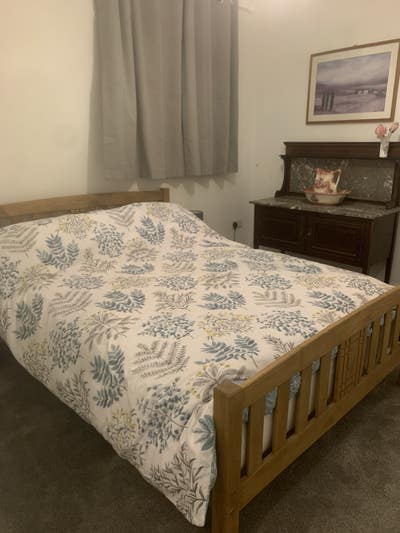 Double en-suite room available in Caernarfon Main Photo