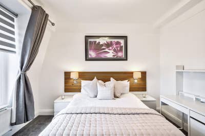 3 Bed 2 Bath Marble Arch - 2 Min to Station  Main Photo