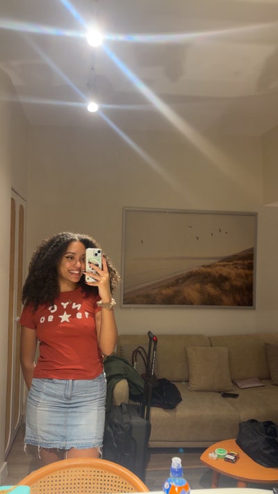 Working professional looking for a flat share Main Photo