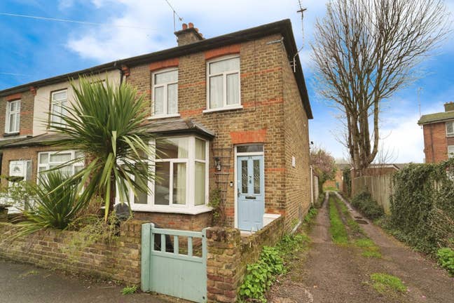 Nice double room in shared house. Main Photo