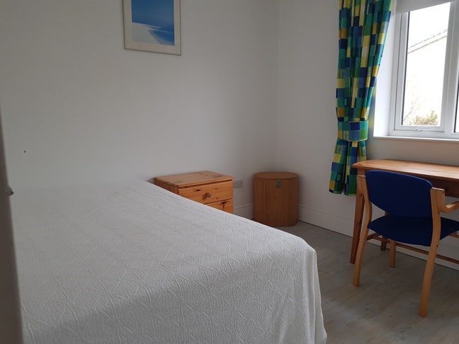 Short & long term rooms near RUH with all bills  Main Photo
