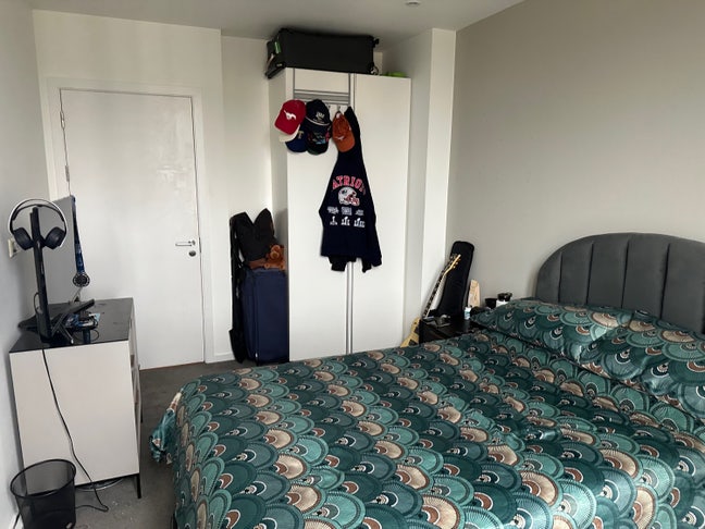 Large Double Room in 3 Bed East Village Flat Main Photo