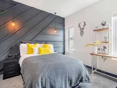 The Double Shaded Property in Lincoln Road (PE1)  Main Photo