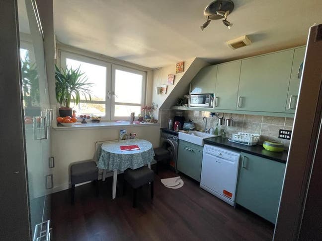 Furnished double bedroom +Ensuite + panoramic view Main Photo