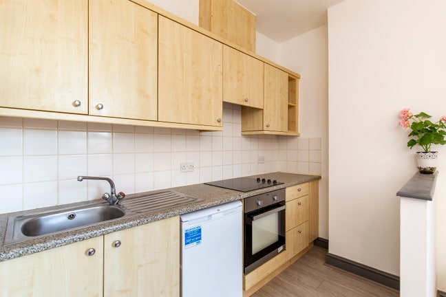 ❤️ Stunning Bedsit W Kitchen  🗝 All Bills Incl ❤️ Main Photo