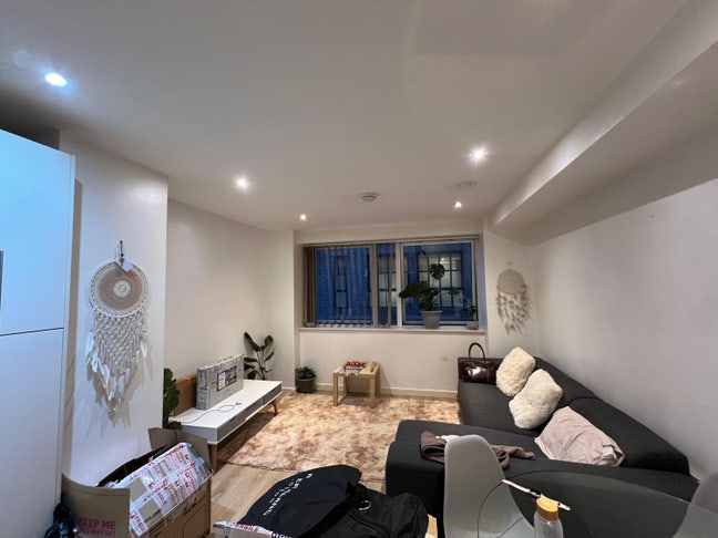Stunning 1-Bed | Heart of MCR City Main Photo