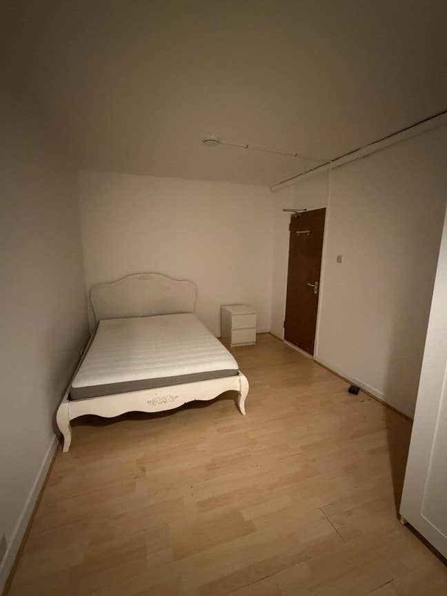 Double room near Burgess park! (14Leys) Main Photo