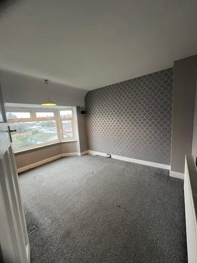 🏡 Stunning 4-Bedroom House with Garden  Main Photo