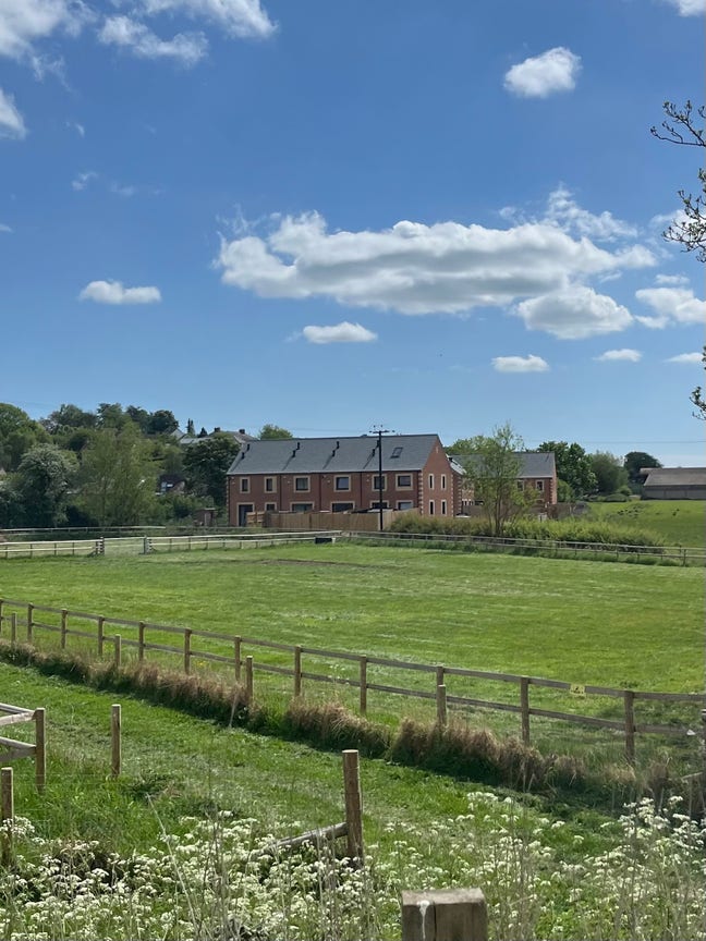 Large Double Room Main Photo