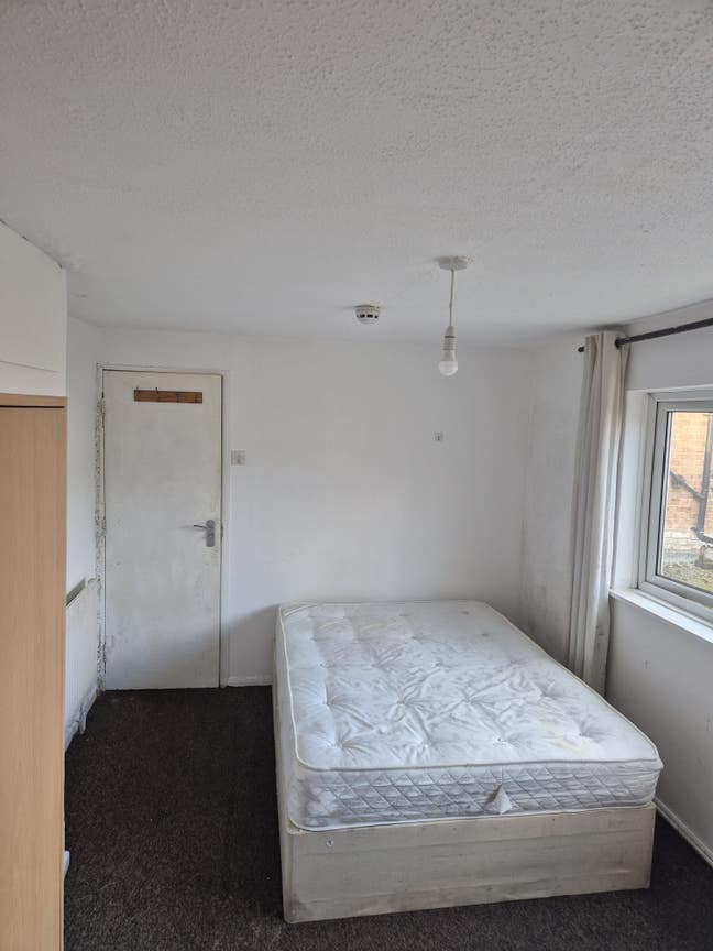 Stanley Street Luton LU1 5AL  Main Photo