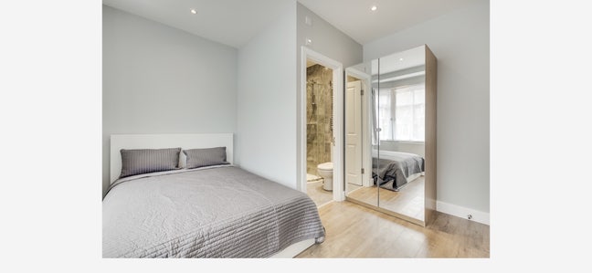 Double room en-suite  Main Photo