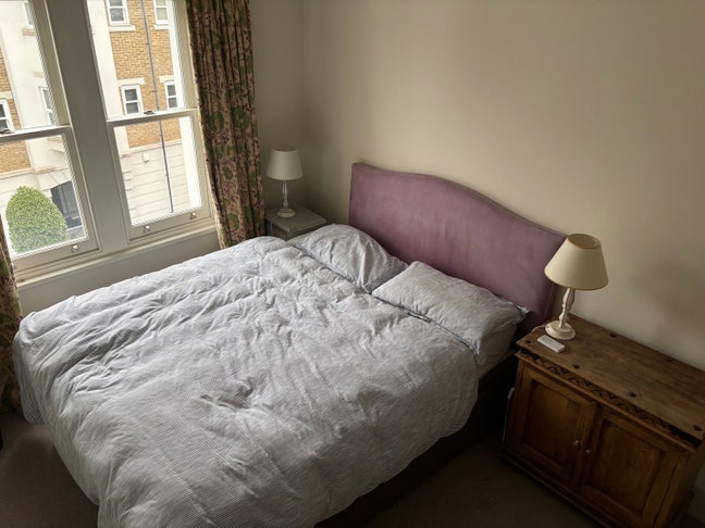 Flat mate wanted Main Photo