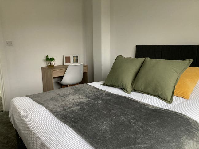 Modern, Clean, Safe and Secure Doubles Main Photo