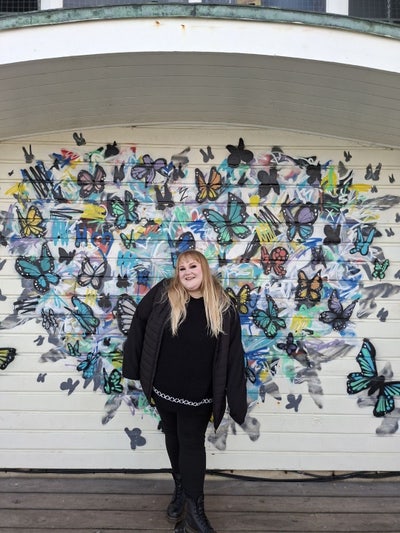 Looking for a room Main Photo