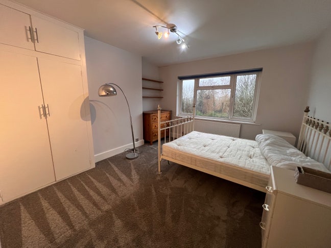 Large sunny double room near Portslade train   Main Photo
