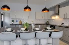 Looking to fill two 160pw ensuite modern room Main Photo