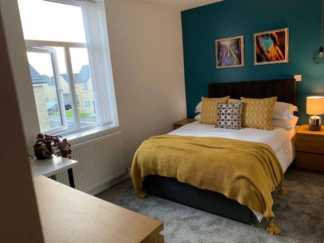 Fully refurbished Room in a prime location Main Photo