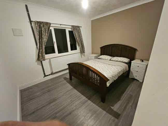 Rooms to Let in Large Modern Bungalow Main Photo