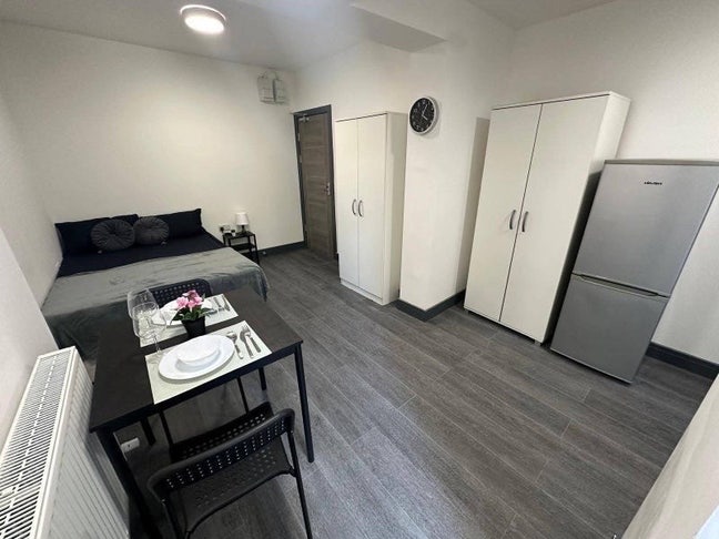 ✨🏡 Studio in Dollis Hill – &pound;50 off First 4 Weeks!  Main Photo