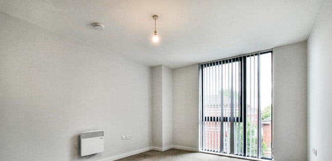 Double room & Dedicated office Space!! Main Photo