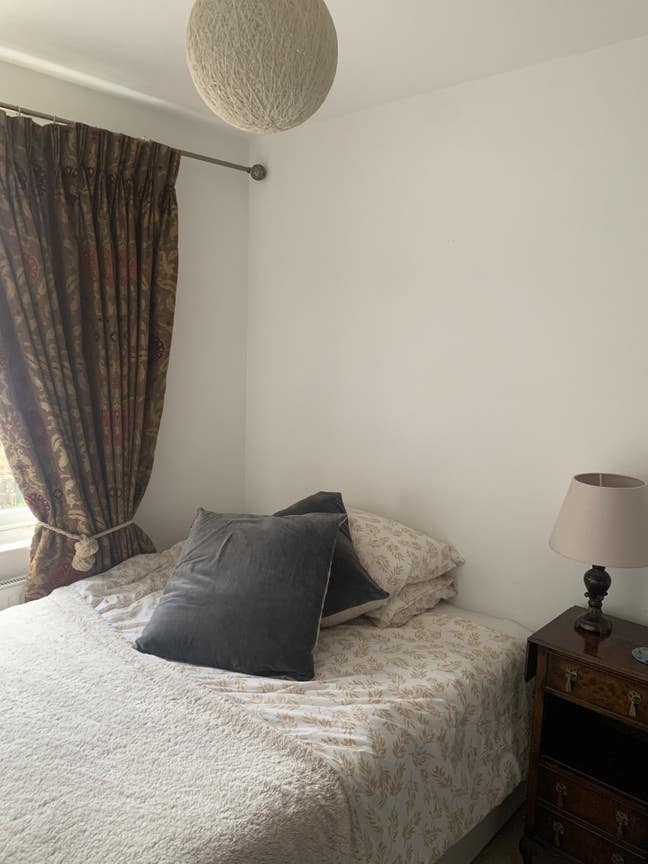 Double room available for single occupancy Main Photo