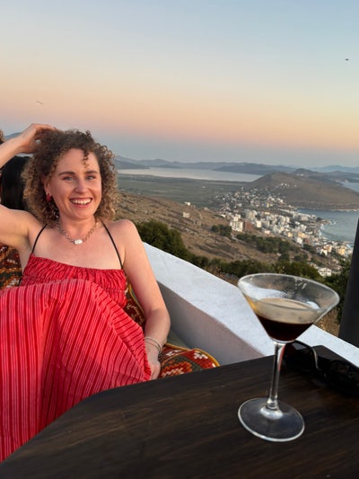 30s - looking for chill & friendly flat Main Photo