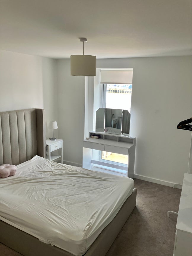 Double en-suite bedroom available to rent  Main Photo
