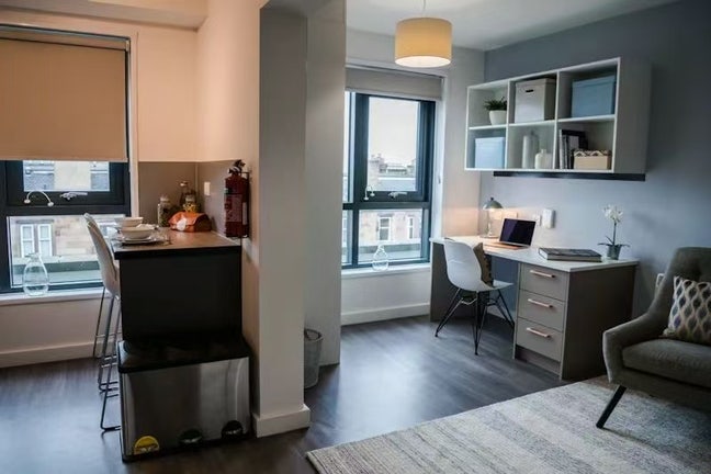 Premium Studio Sublet – McDonald Road (EH7)  Main Photo