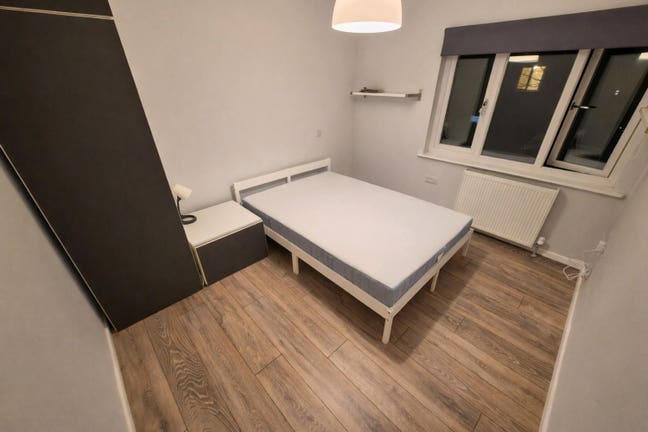 Large double bedroom to rent in Coventry 🏠 Main Photo