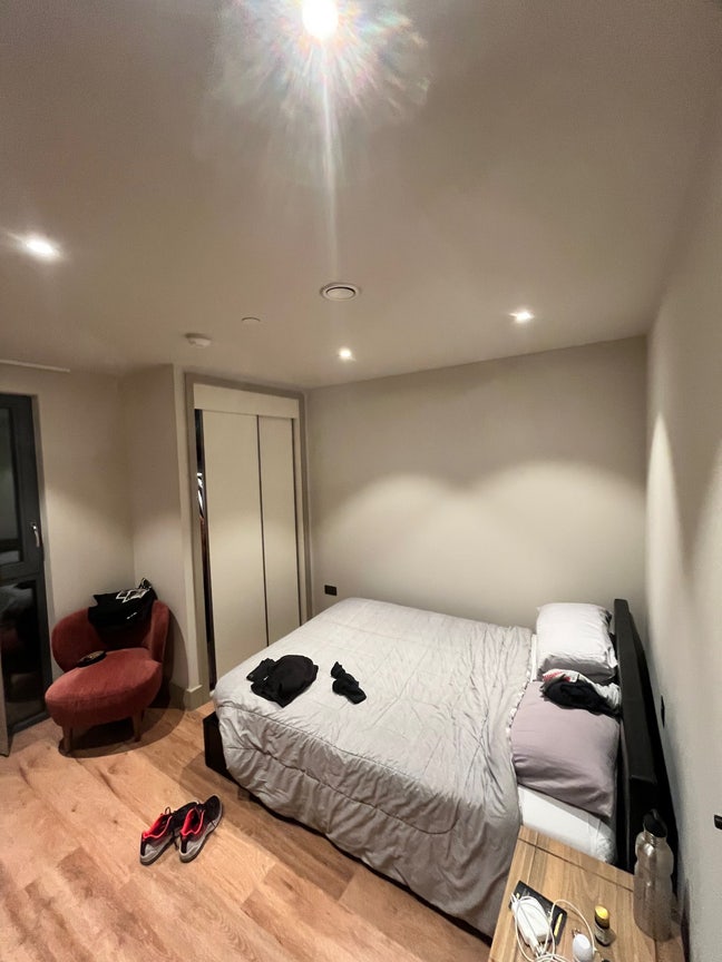 Double Room 5 mins from Tottenham Hale Main Photo