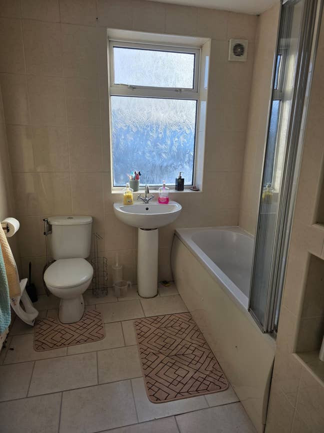 3 bed House share Main Photo