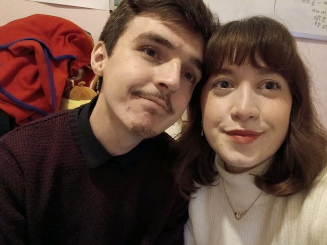 Couple looking for en suite double room Main Photo