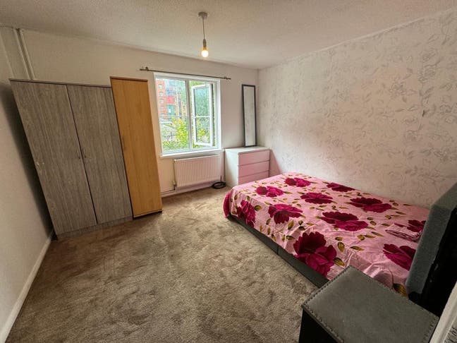 3 DBL RM+inc Bill+Garden+NEw HSE@Tower Bridge Main Photo