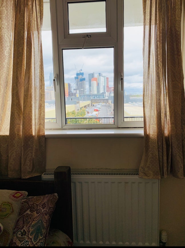 Double room in Battersea, power station Female   Main Photo