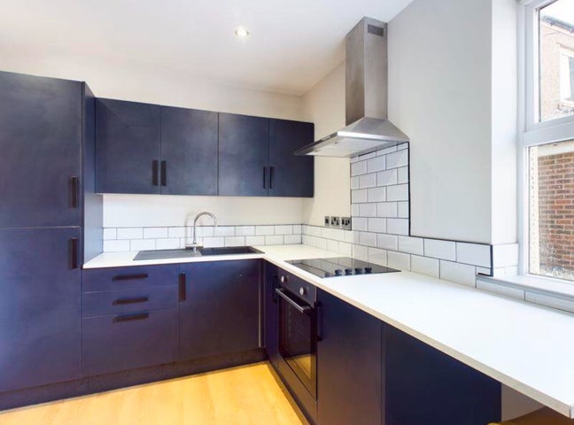 1 Bedroom Studio Flat available in TS1  Main Photo