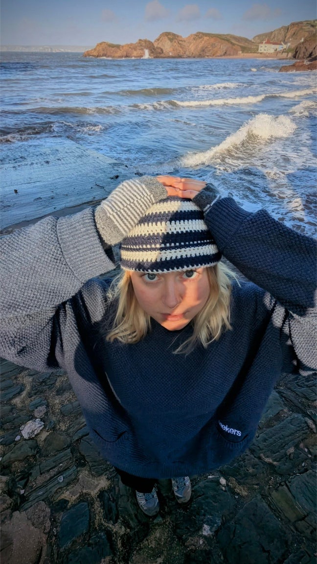 friendly and outdoorsy female lookin for a room ! Main Photo