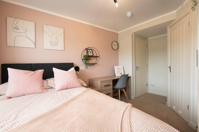 📍Near Nuffield/Old Rd Campus📍50% off Feb Rent! Main Photo